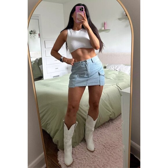 ARITZIA Denim Forum The '90s Cargo Mini Denim Skirt in Wash 7 Yrs Bleu Taboo - Picture 11 of 12